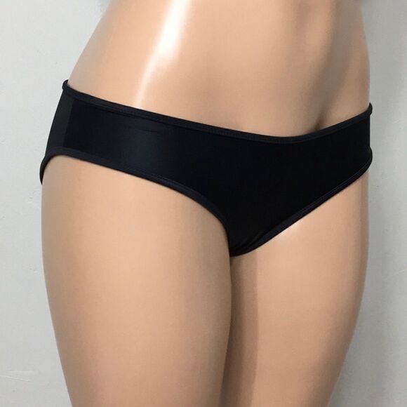 Fabletics black bikini bottoms. Runs big. NWT - Picture 4 of 7